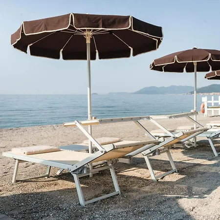 Grand Hotel Pietra Ligure-3